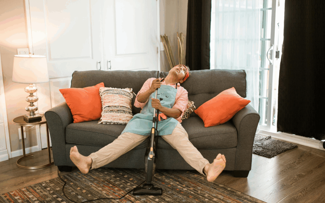 Мужская уборка в стиле Славы Сэ — пылесос, кот Юра, стихи и последствия