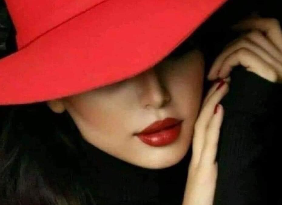 Жена на "троечку"