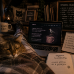 Кот,Плед и рабочее пространство ведьмы Кицацы, Которая изучает Питон